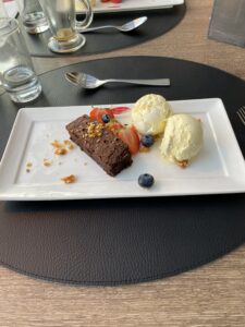 Hotel Norden restaurant dessert